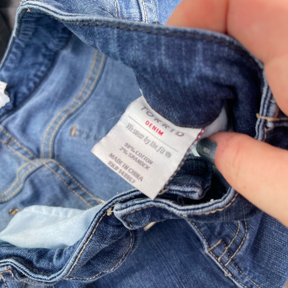 Torrid Blue Skinny Jeans Classic Style - Picture 6 of 8